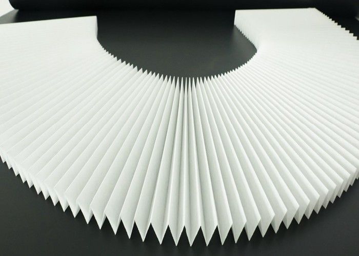 O papel de filtro de Whtie Hepa ativou o material 2 Kn/M Tensile Strength do carvão vegetal